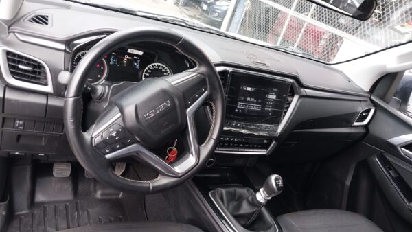 ISUZU DMAX LS 2023 CL 341220 - Imagen 3