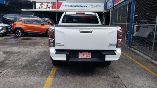 ISUZU DMAX LS 2023 CL 341220 - Imagen 2