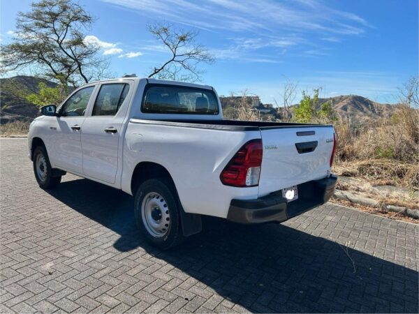 TOYOTA HILUX 2022 CL332503 - Imagen 2