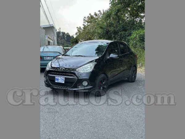 HYUNDAI	 GRAND I10 GLS 2017 BNH725