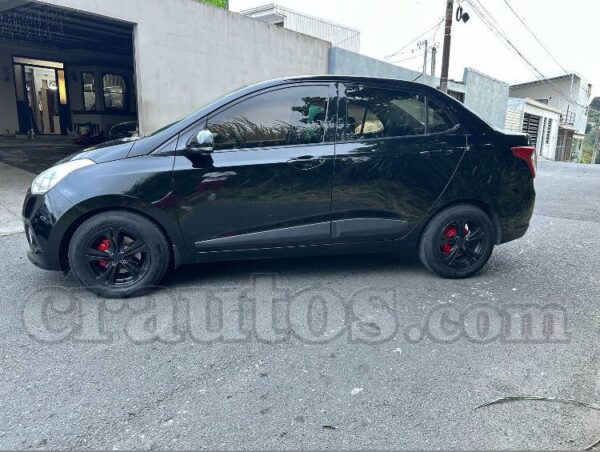 HYUNDAI	 GRAND I10 GLS 2017 BNH725 - Imagen 4