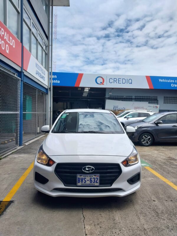 HYUNDAI VERNA GL 2022 BVS632