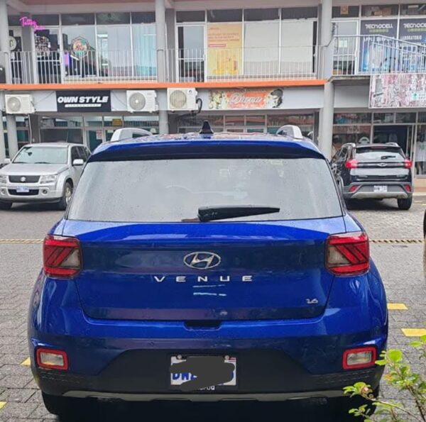 HYUNDAI VENUE GL 2022 BWZ393 - Imagen 2