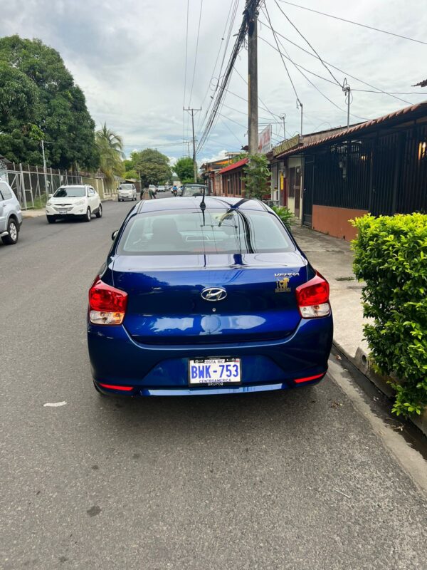 HYUNDAI VERNA GL 2022 BWK753 - Imagen 6