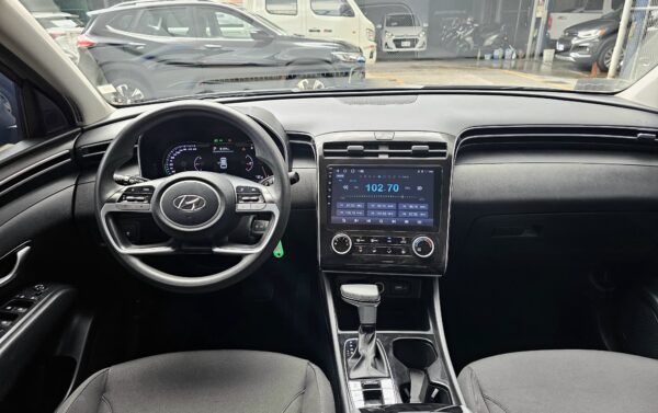 HYUNDAI TUCSON GL 2022 BVW919 - Imagen 2