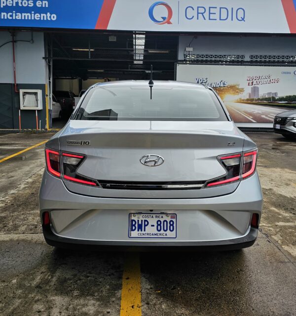 HYUNDAI GRAND I10 GLS 2023 BWP808 - Imagen 3