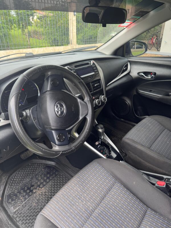 TOYOTA YARIS E 2019 BST836 - Imagen 5