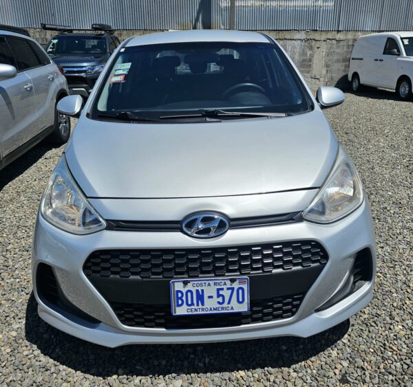 HYUNDAI GRAND I10 GLS 2018 BQN570