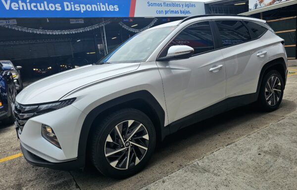 HYUNDAI TUCSON GL 2023 BXQ451 - Imagen 4