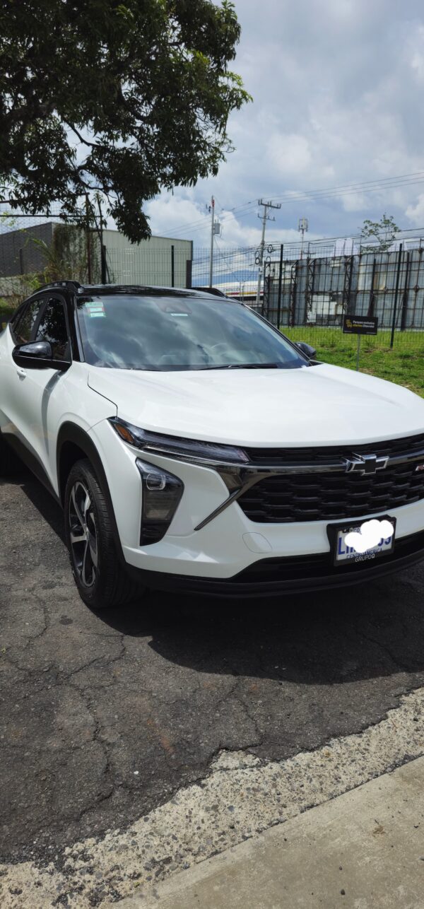 CHEVROLET TRAX RS 2024 LHM089 - Imagen 2