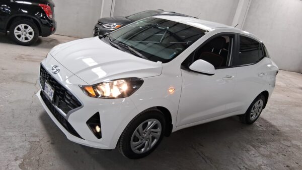 HYUNDAI GRAND I10 GLS 2023 BXS543 - Imagen 4