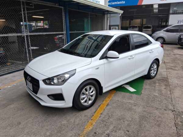 HYUNDAI VERNA GL 2020 BTN473 - Imagen 4