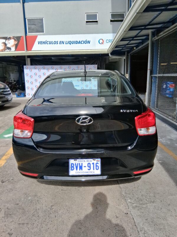 HYUNDAI VERNA GL 2022 BVW916 - Imagen 3