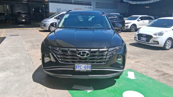 HYUNDAI TUCSON GL 2024 BYC699