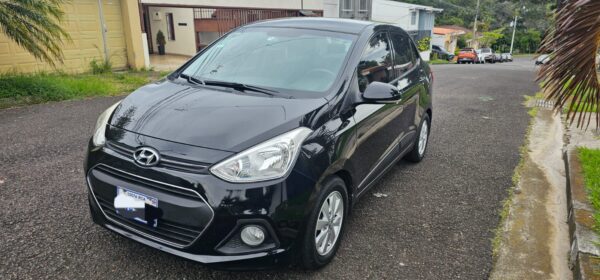 HYUNDAI GRAND I10 GLS 2017 BNC449