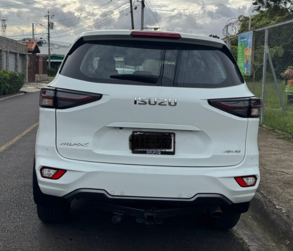 ISUZU MU-X 2025 AAE567 - Imagen 2