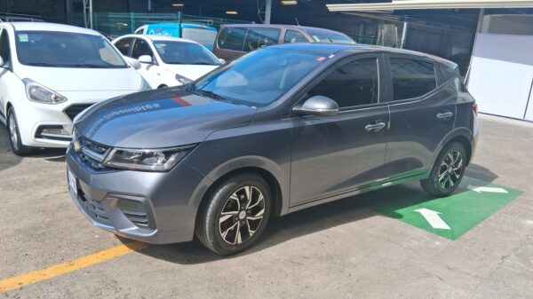 CHEVROLET AVEO LT 2024 CCQ908 - Imagen 4
