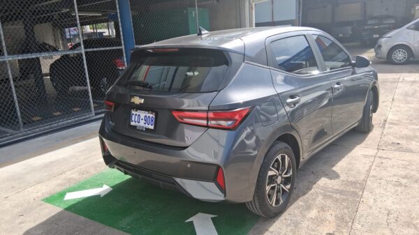 CHEVROLET AVEO LT 2024 CCQ908 - Imagen 3