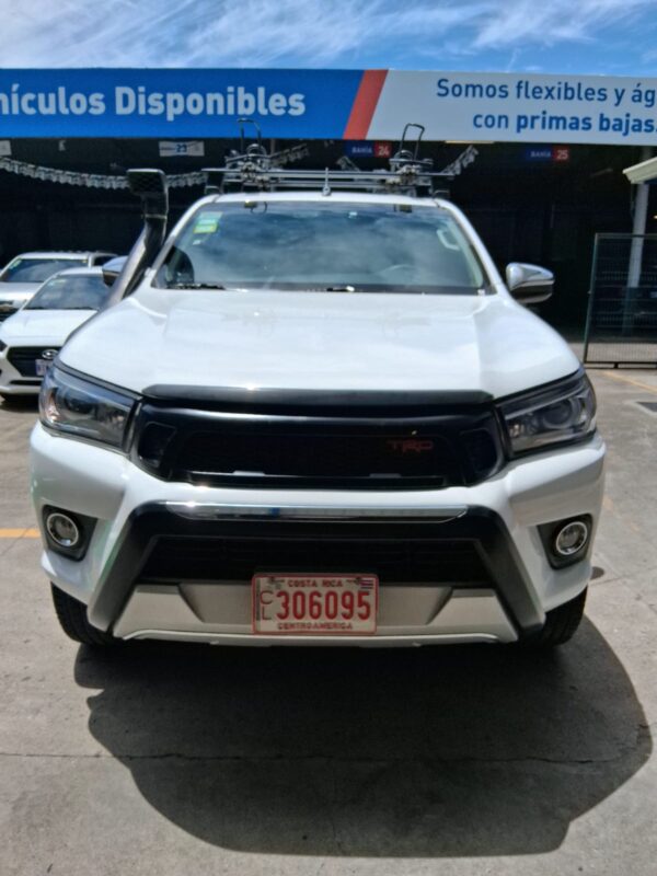 TOYOTA HILUX 2018 CL 306095