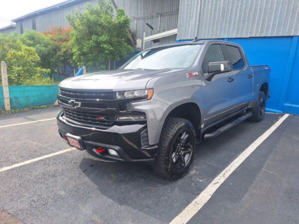 CHEVROLET SILVERADO 2021 CL 579195