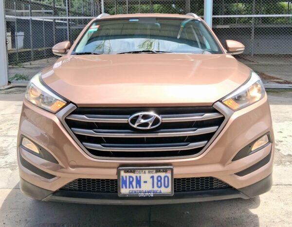 HYUNDAI TUCSON GL 2016 NRN180