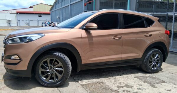 HYUNDAI TUCSON GL 2016 NRN180 - Imagen 5