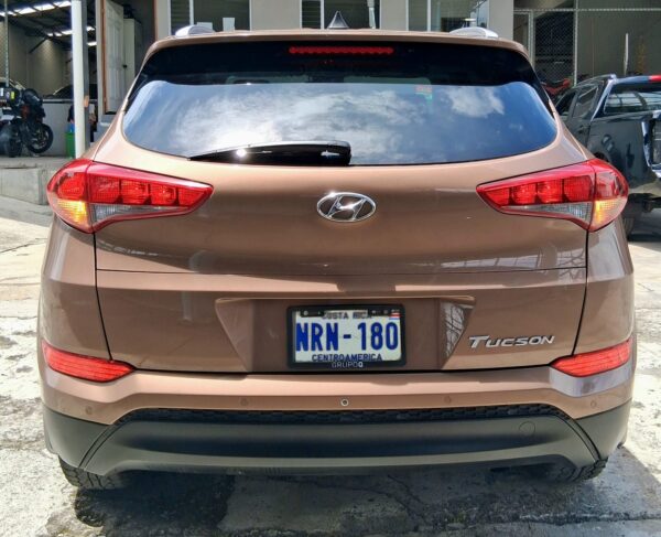 HYUNDAI TUCSON GL 2016 NRN180 - Imagen 3