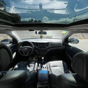 Alternative view of HYUNDAI TUCSON GL 2017 BKX494