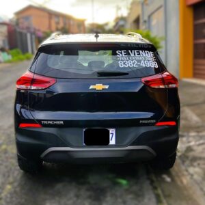 Alternative view of SUV CHEVROLET Tracker