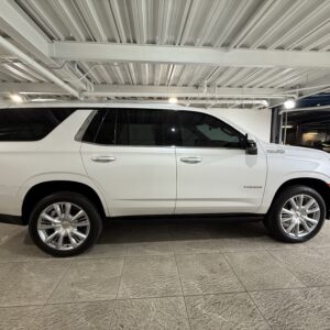 Alternative view of CHEVROLET TAHOE HIGH COUNTRY 2024 CCK695