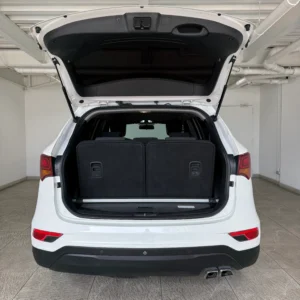 Alternative view of HYUNDAI SANTA FE GL 2018 BPM695
