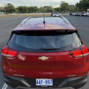 Alternative view of SUV CHEVROLET Tracker