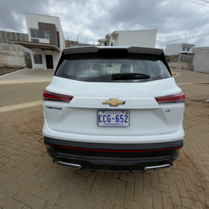 Alternative view of SUV CHEVROLET Captiva