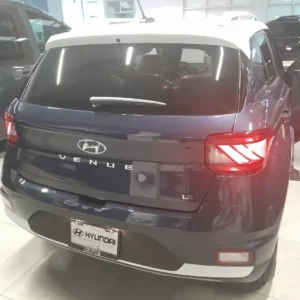 Alternative view of SUV HYUNDAI Venue