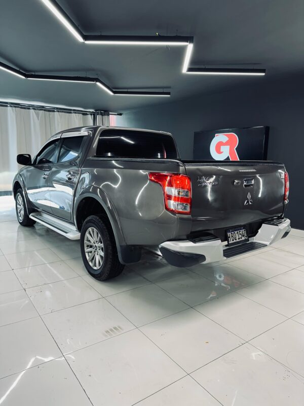 Mitsubishi L200 - Imagen 9