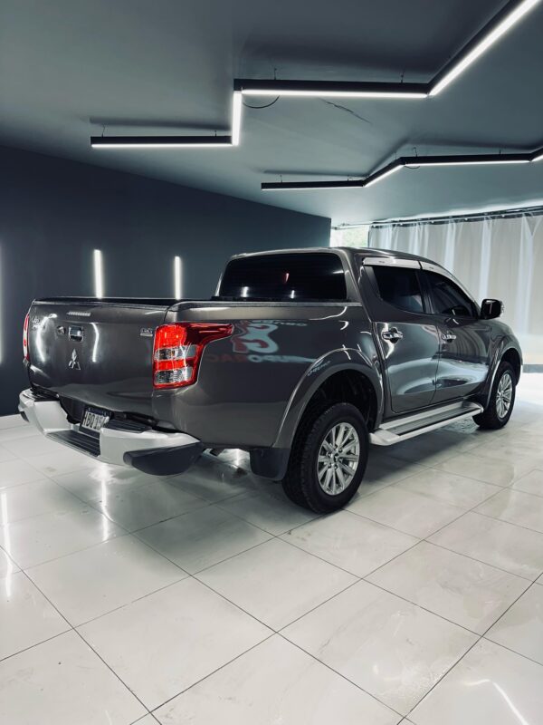 Mitsubishi L200 - Imagen 5