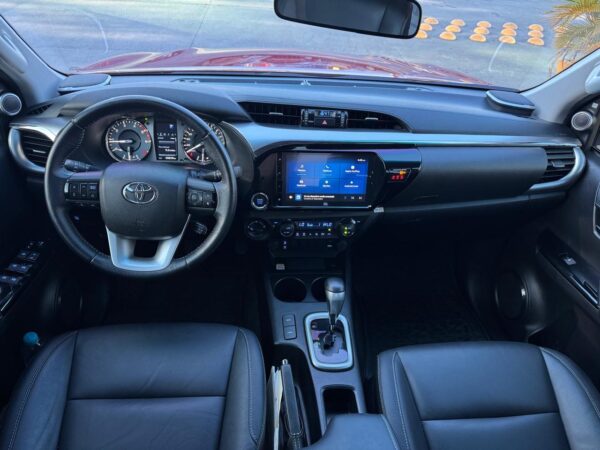 Toyota Hilux - Imagen 8