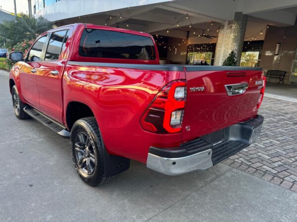 Toyota Hilux - Imagen 5
