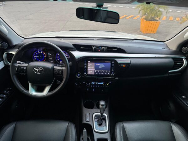 Toyota Hilux - Imagen 5
