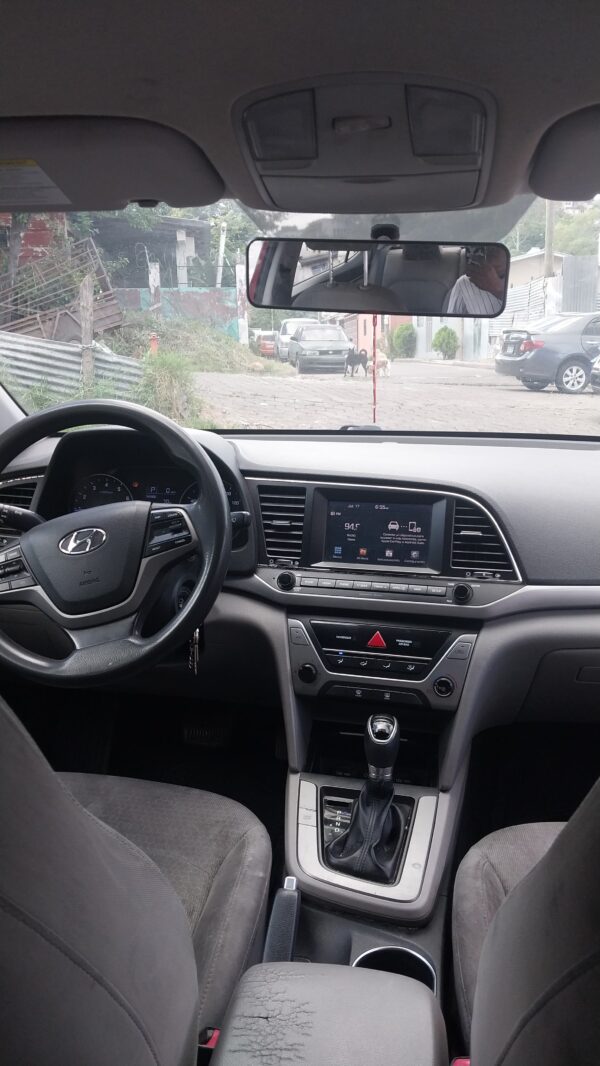 HYUNDAI - Imagen 5
