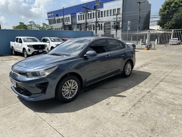 KIA Río 2023 - Imagen 4