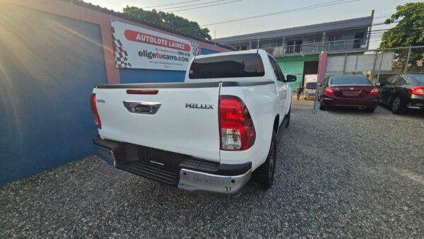 Toyota Hilux - Imagen 5