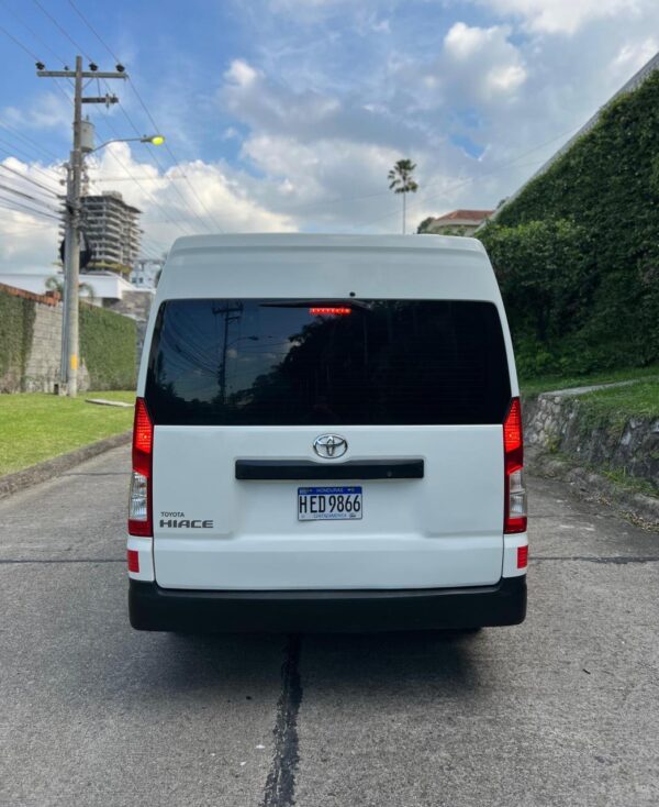 Toyota hiace - Imagen 4