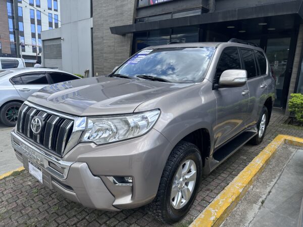 Toyota Prado - Imagen 4