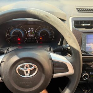 Alternative view of Toyota Rush