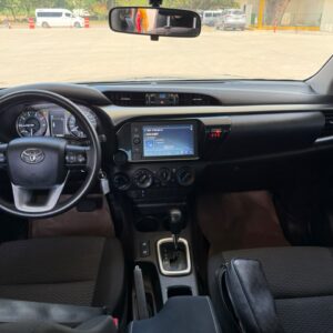 Alternative view of Toyota hilux