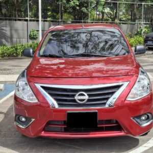 NISSAN VERSA ROJO 2024