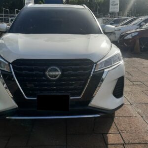 NISSAN KICKS SENSE BLANCO 2024