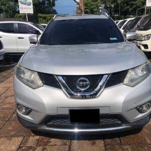 NISSAN X TRAIL 4X4 GRIS 2016