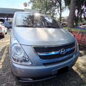 HYUNDAI  H1 GLS 4X2  MICROBUS T/M 2015 2.5L